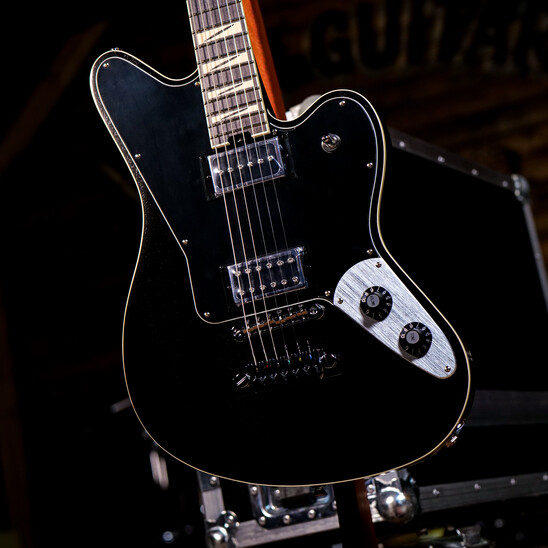 Showroom Spotlight | Jackson Pro Series Signature Lee Malia LM 87 Showroom Spotlight | Jackson Pro Series Signature Lee Malia LM 87